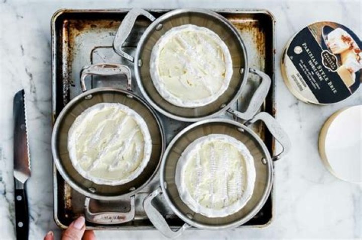 Do you take the rind off brie before baking?